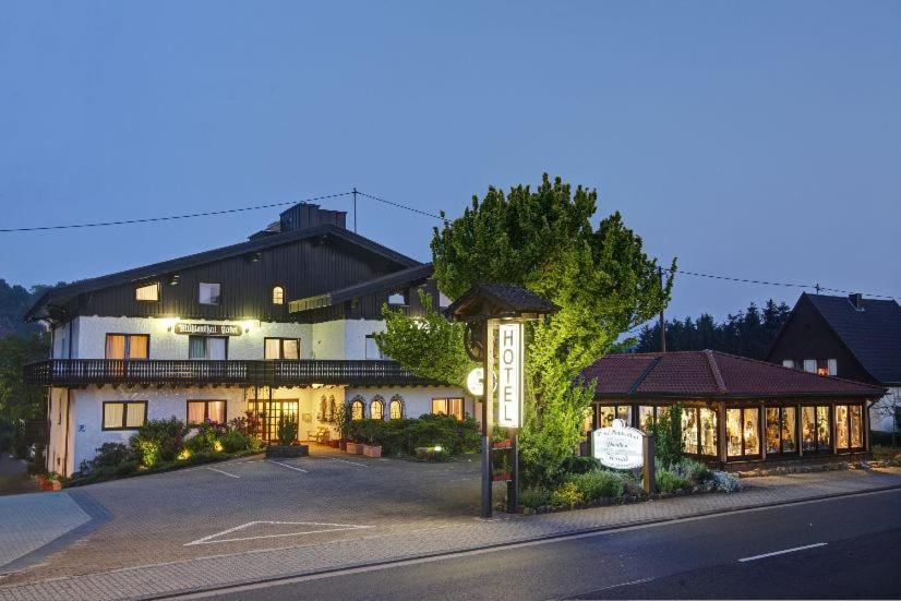 Hotel Muehlenthal Gmbh Schwalbach Ngoại thất bức ảnh
