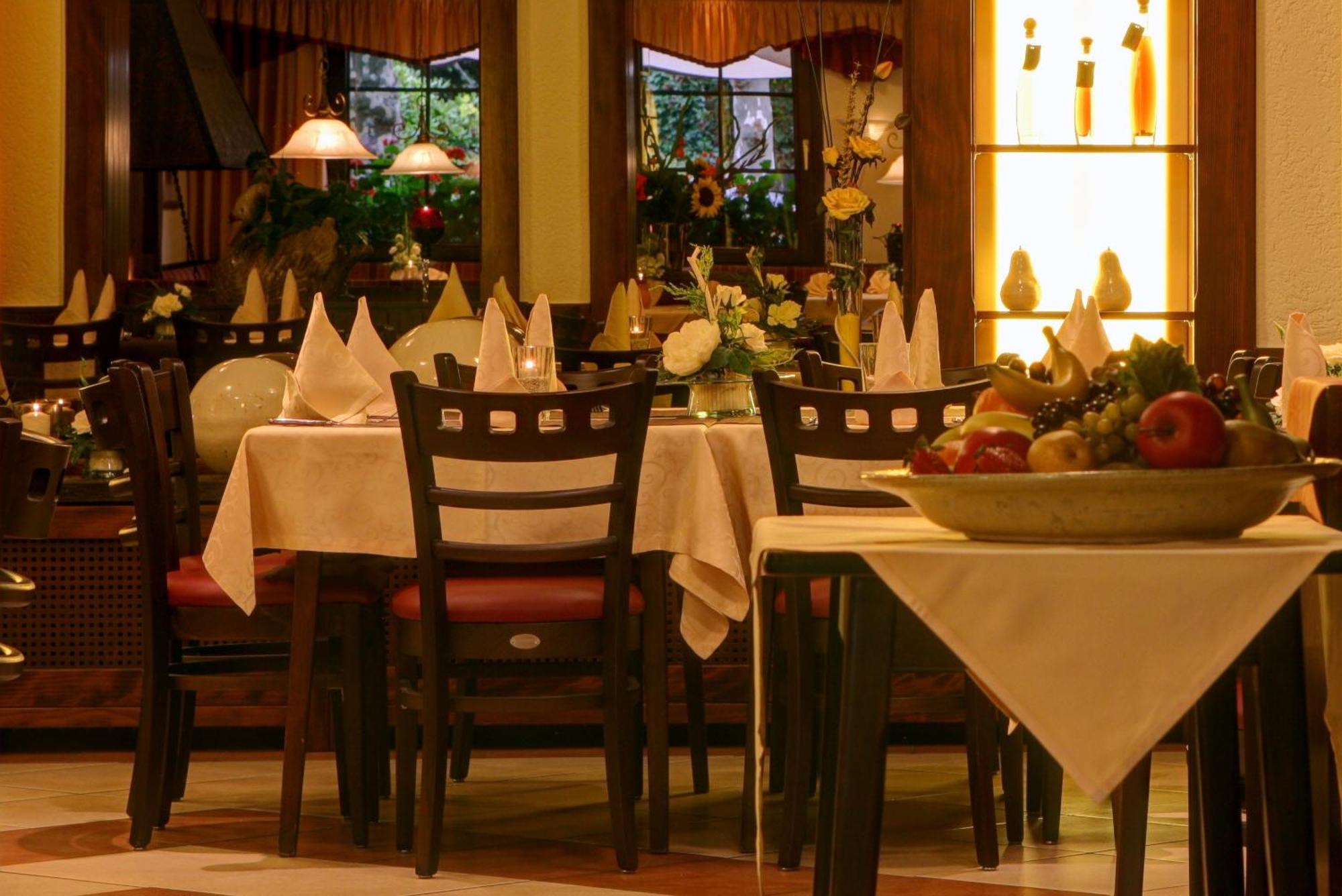 Hotel Muehlenthal Gmbh Schwalbach Ngoại thất bức ảnh